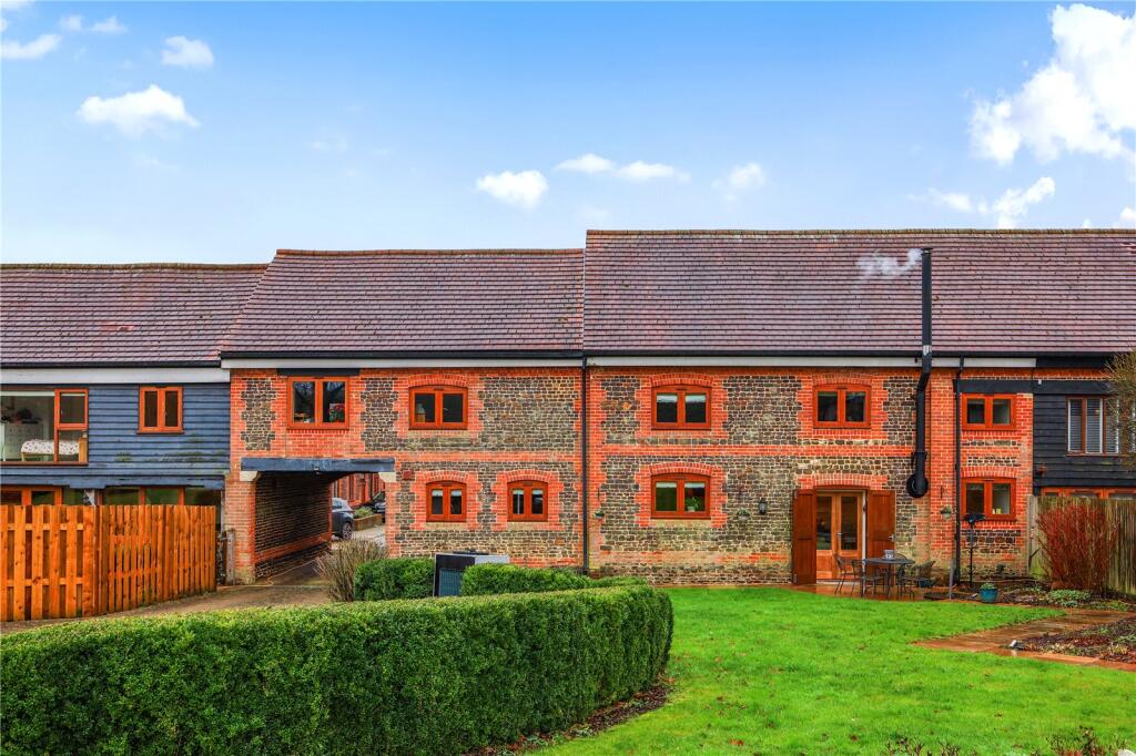 Main image of property: Manor Farm Mews, Dockenfield, Farnham, Surrey, GU10