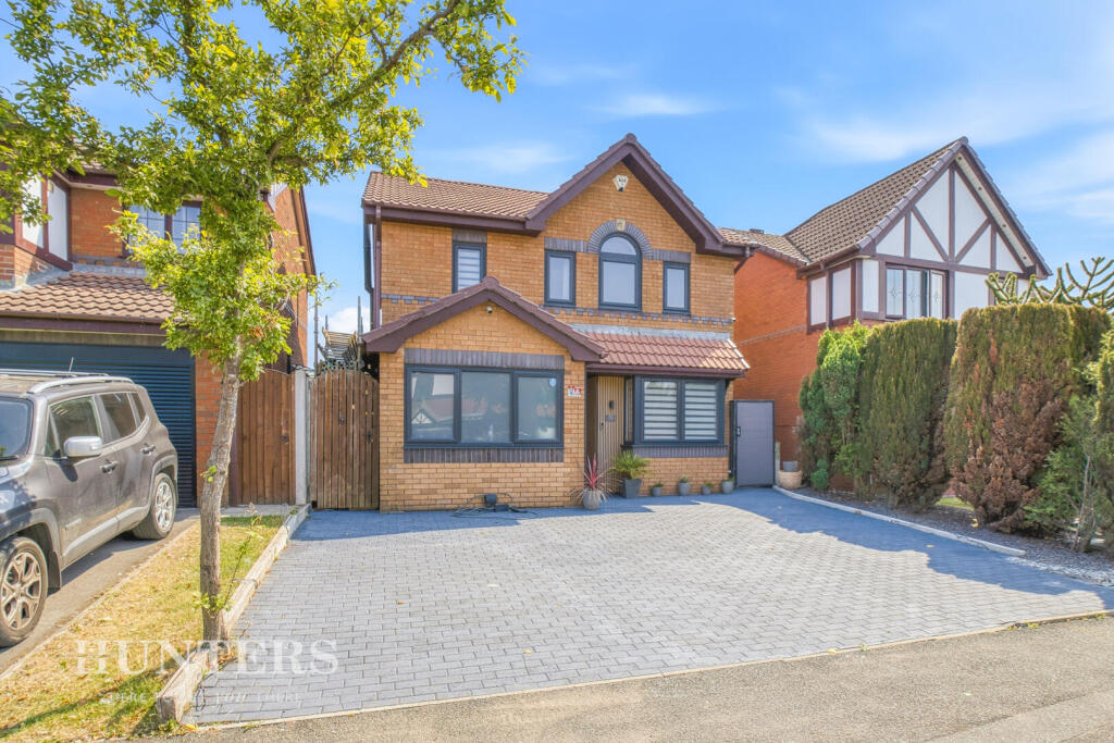 Main image of property: Simkin Way, Oldham