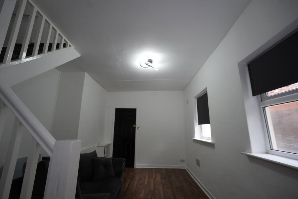 Laurel Road, Liverpool, Merseyside, L7 - More