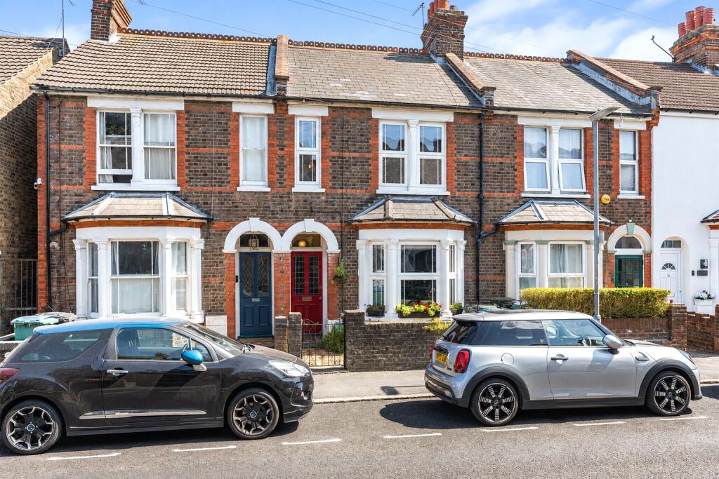 Main image of property: Clifton Road, Watford, Hertfordshire, WD18