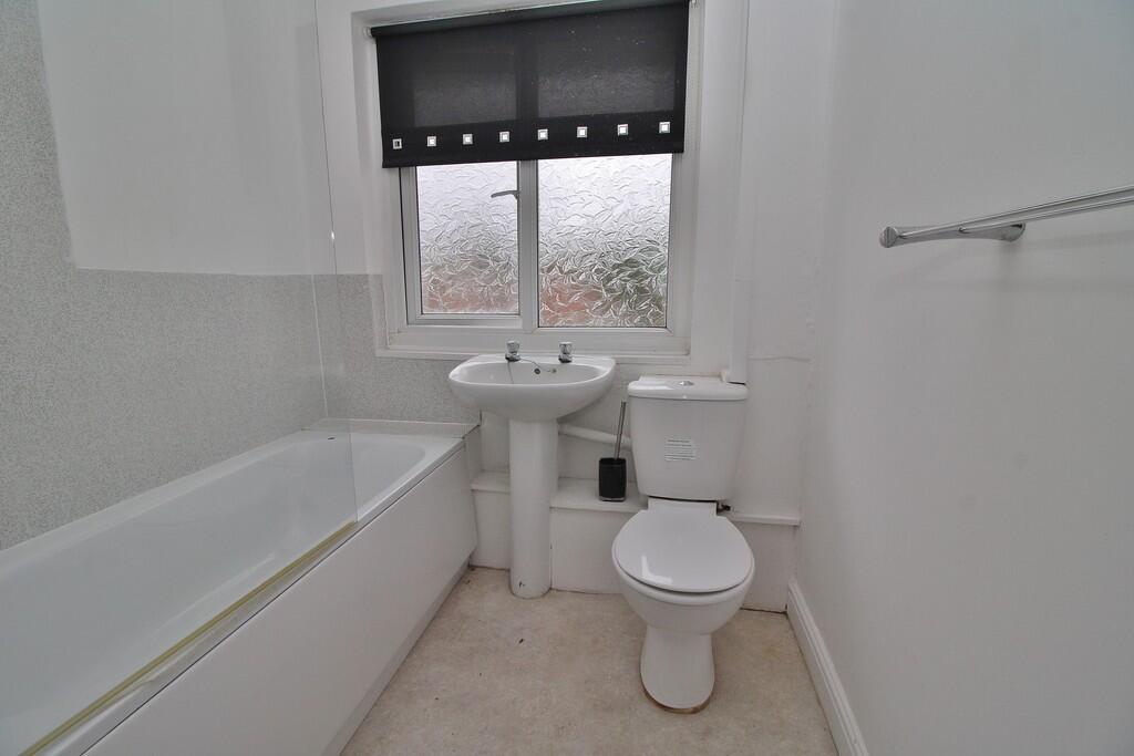House in Portsmouth - View 5
