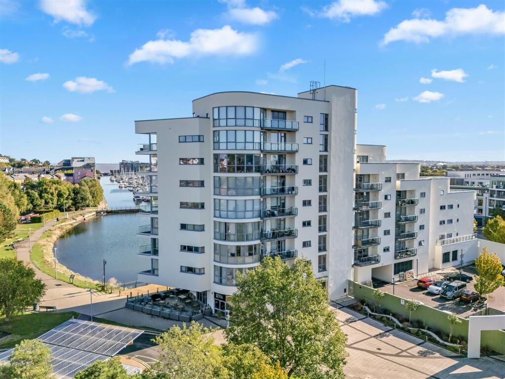 Main image of property: Harbour Road, Portishead, Bristol