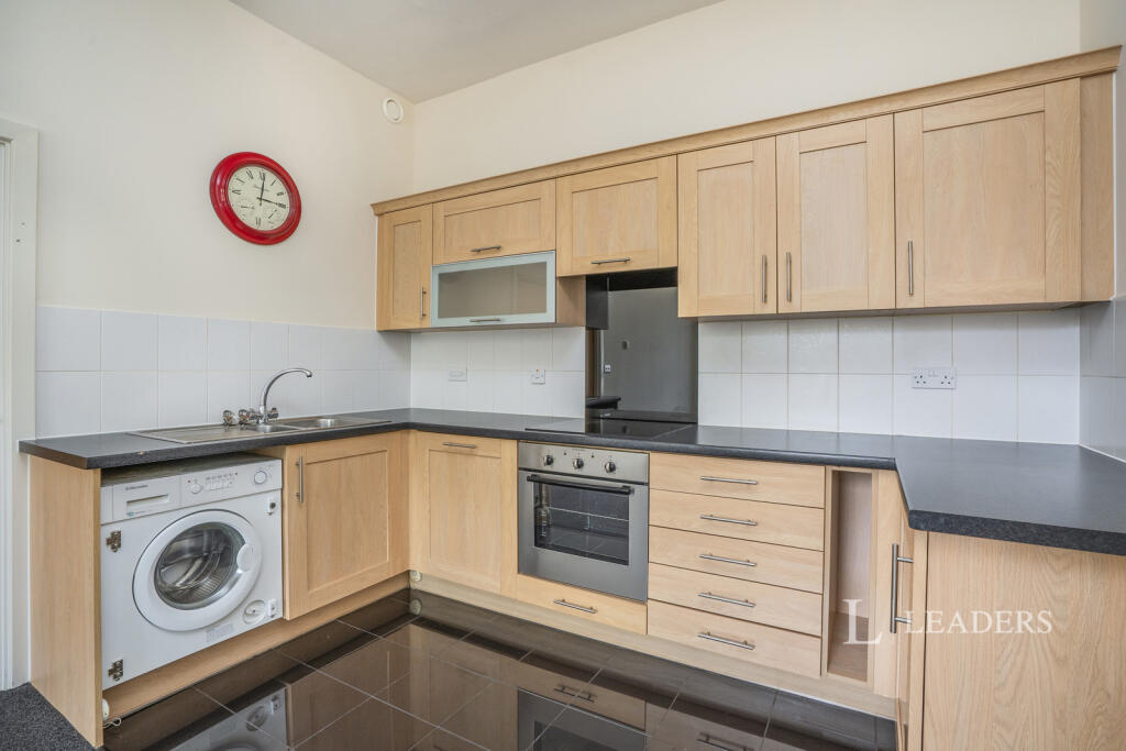 Apartment in Gosport, Newtown, Priddy's Hard - View 2