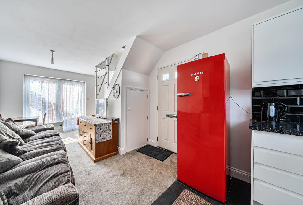 House in London - View 4
