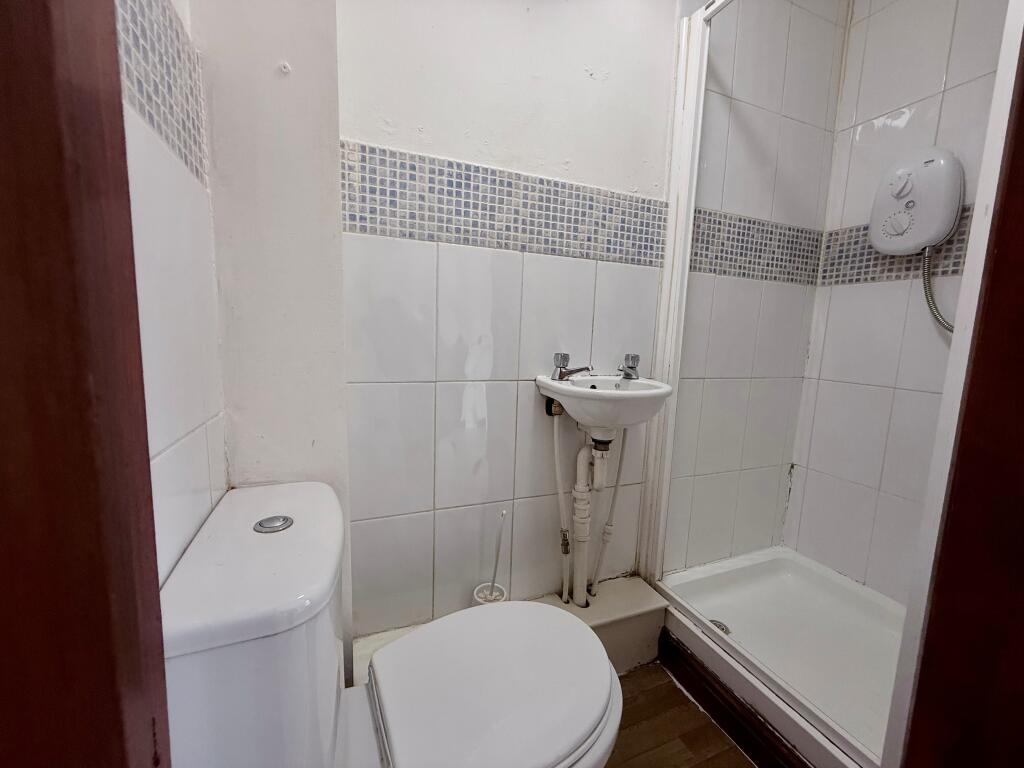 Main image of property: Room 4, College Street, GRANTHAM, NG31 6HG