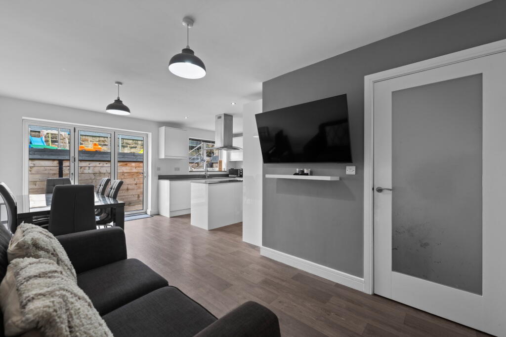 House in Barnsley, South Yorkshire - View 4