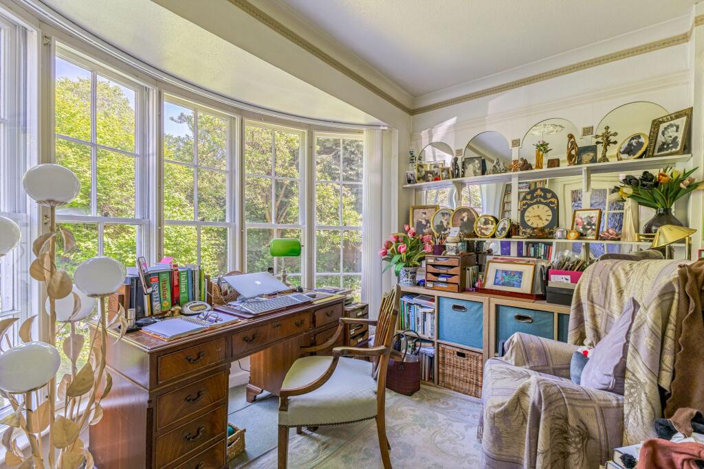 House in Bath, Weston Park - More