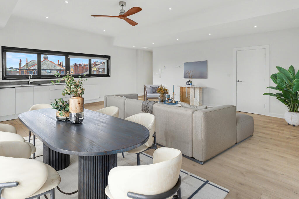 Apartment in London - View 4