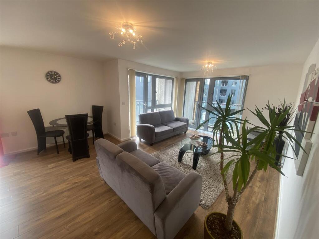 Main image of property: Pioneer House, 1c Elmira Way, Salford Quays