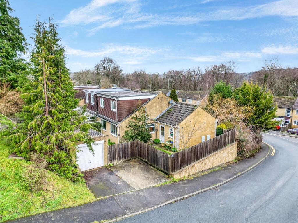 4-bed semi-detached on  Nortonwood, Nailsworth, GL6, £415,000