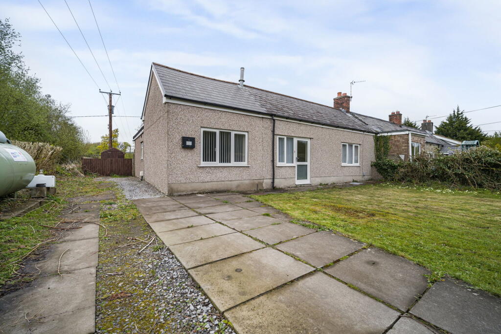 Main image of property: Llanharry, Pontyclun, CF72 9LW