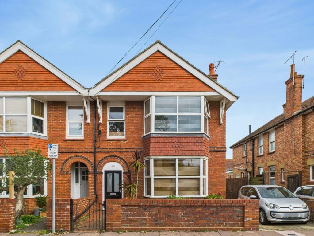 Main image of property: Chatham Road, Worthing, BN11 2SP