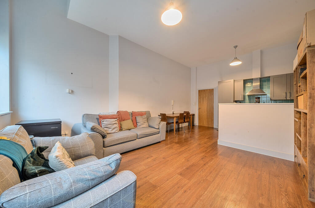 Additional image 8 of East Parade, Bradford, West Yorkshire, BD1