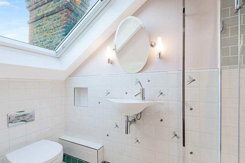 4 bedroom maisonette for rent