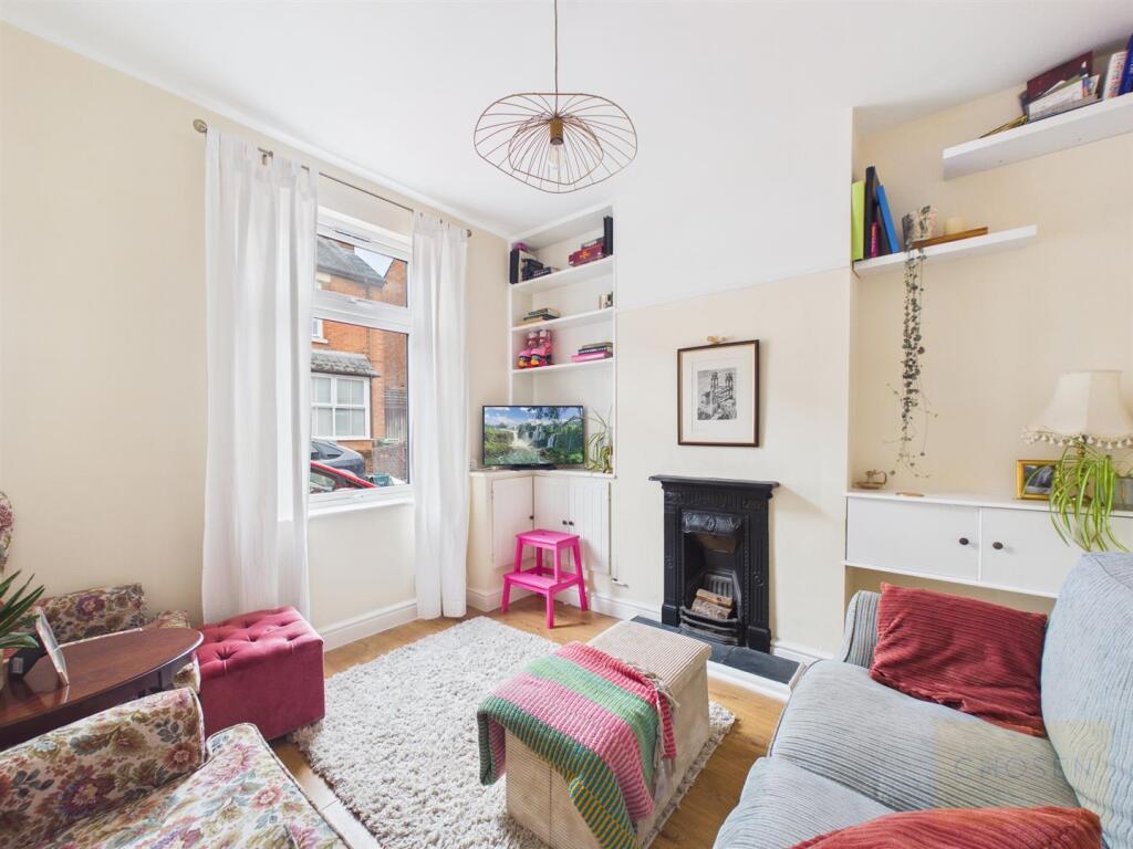 House in Gloucester, Gloucestershire - View 4