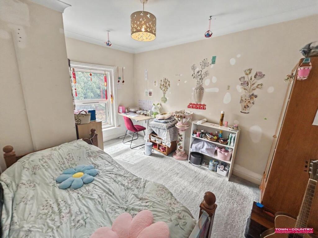 Apartment in Bournemouth - View 4