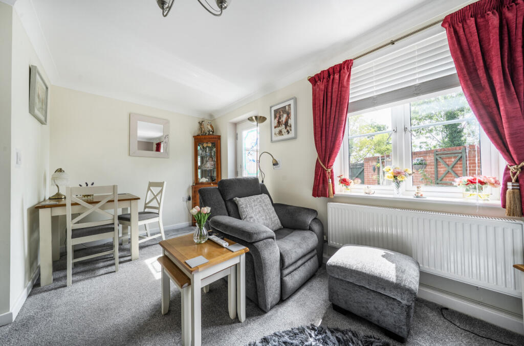 House in Exeter - View 3