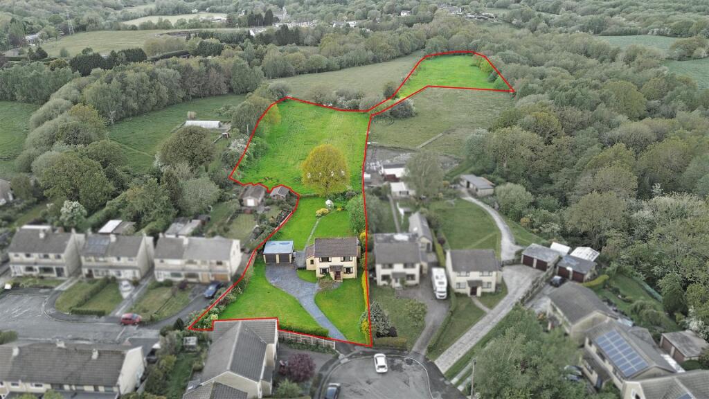 4-bed detached on 26 Springmeadow, Charlesworth, Glossop, £650,000