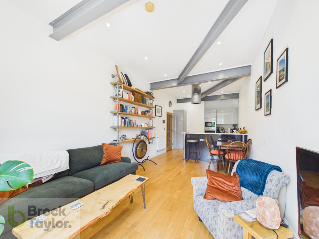 Main image of property: Station Quarter Apartments, Haywards Heath, RH16 1BP