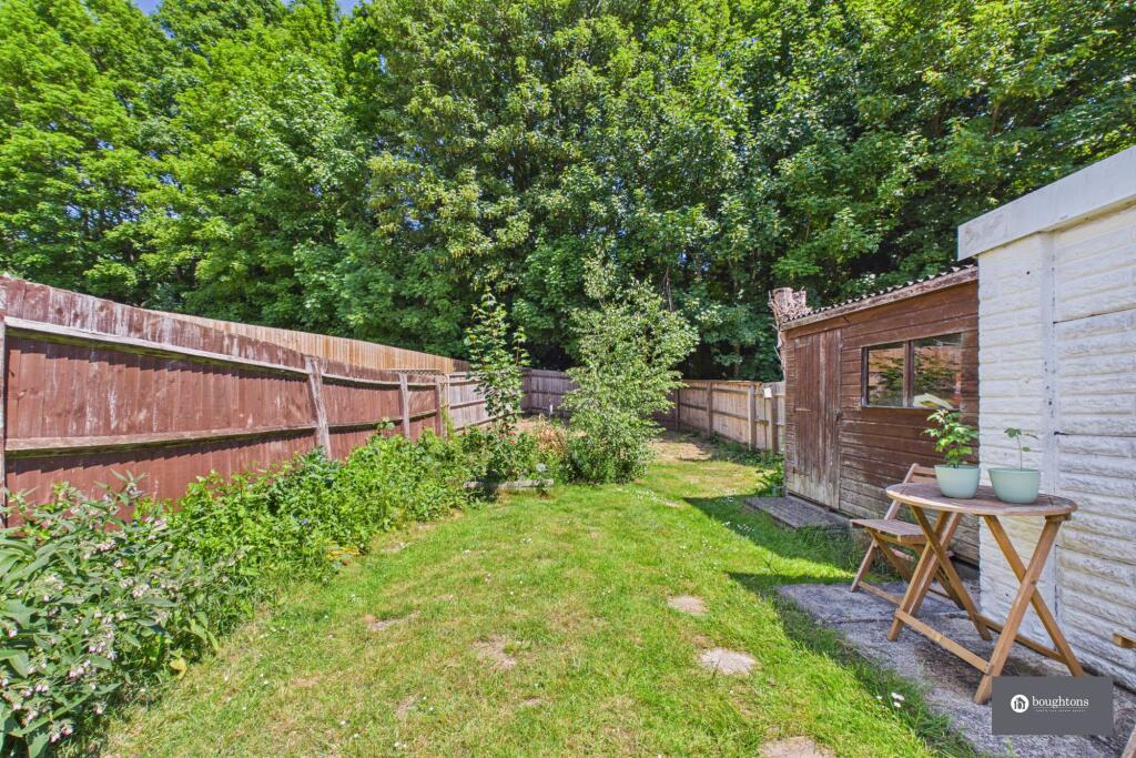 House in Brackley, Radstone Fields - View 4