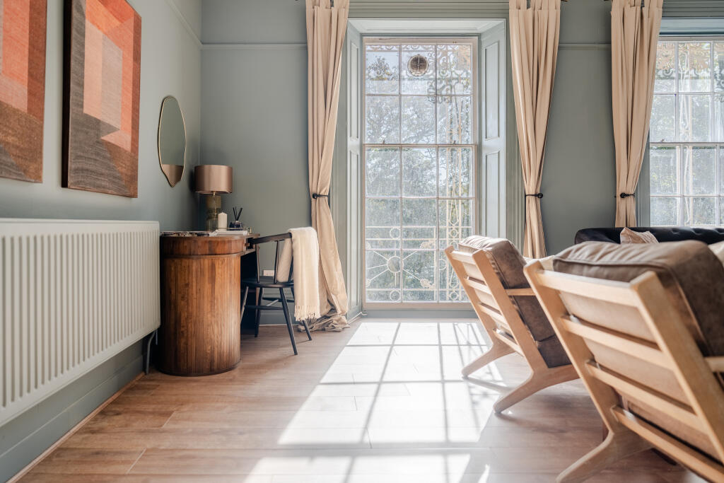 Apartment in Bristol - More