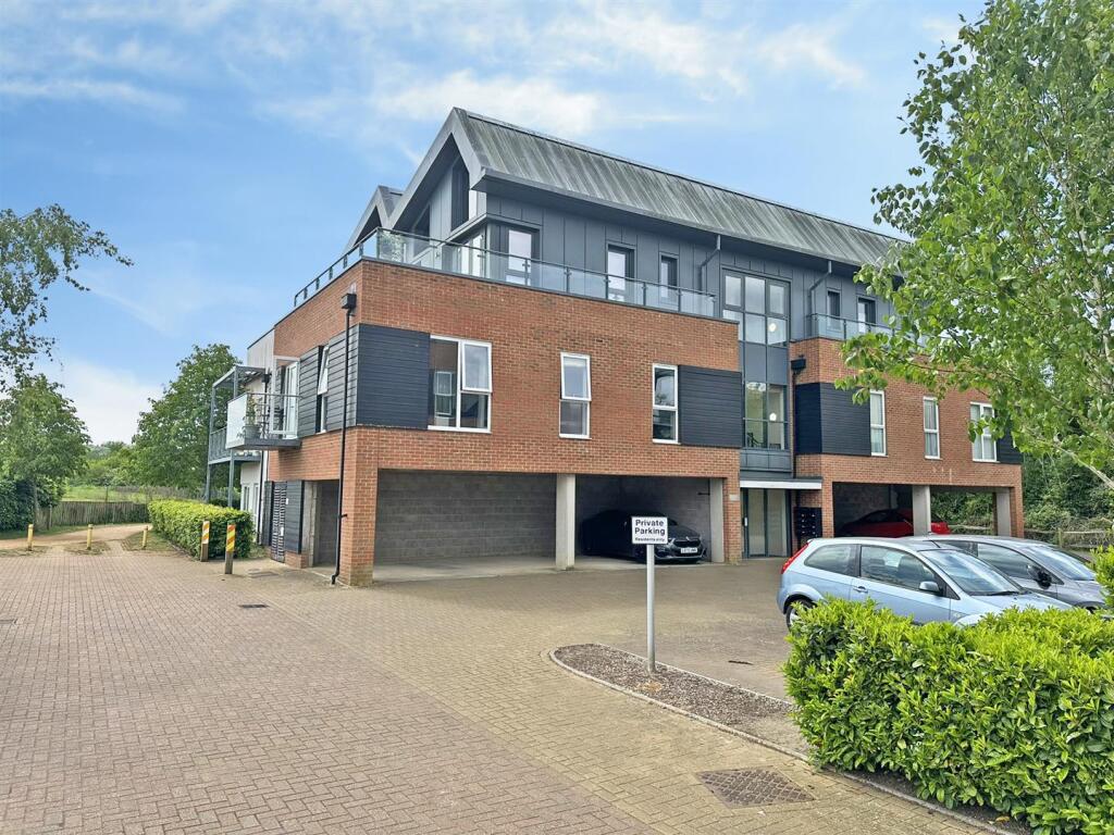 Main image of property: The Kilns, Redhill