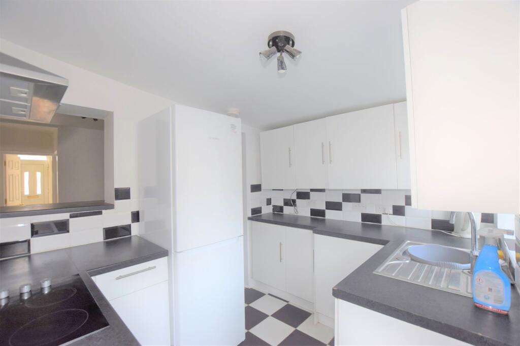 House in West Lindsey, Gainsborough - View 3