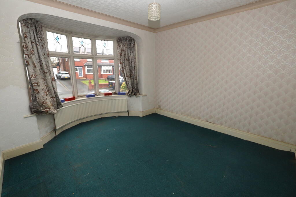 Ainsworth Road, Bury, BL8 2RU photo 2