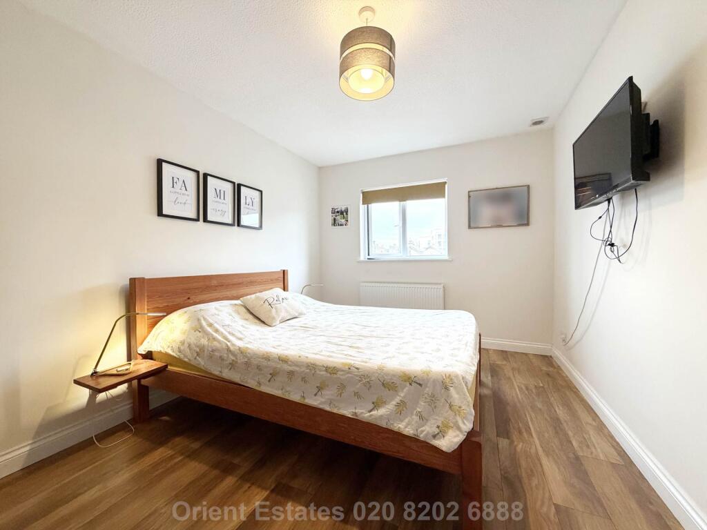 Apartment in London - View 5