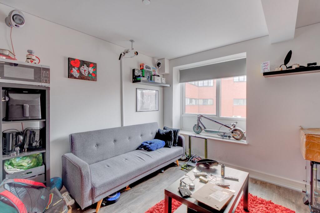 Additional image 3 of Unicorn Hill, Redditch, Worcestershire, B97