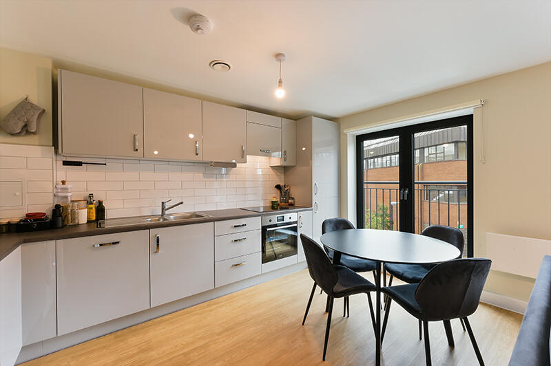 Apartment in Reading - View 2