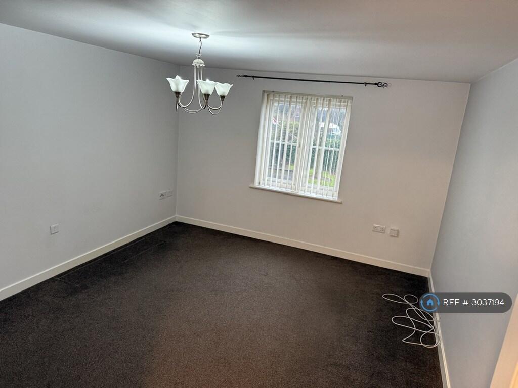 Apartment in Walsall - View 3