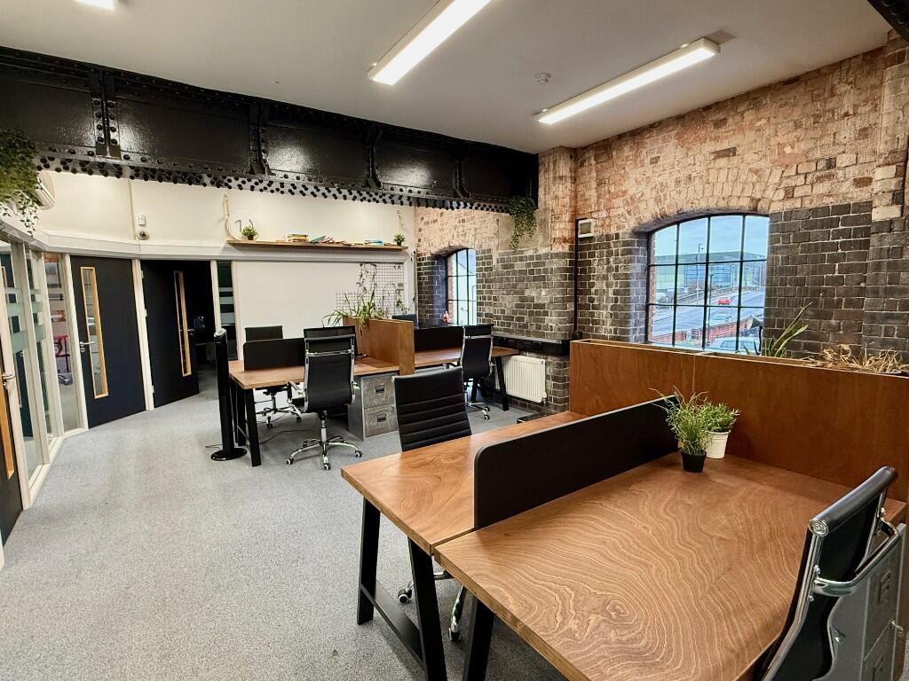 Main image of property: Cotton End, Northampton, Northamptonshire, NN4