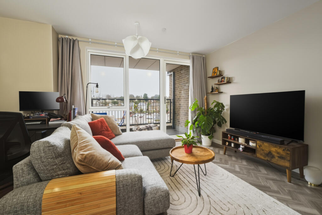 Apartment in East Hertfordshire, Hockerill, Bishop's Stortford - More