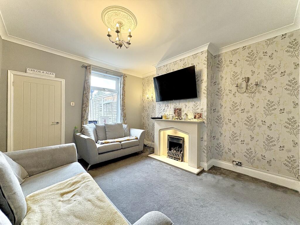 Kings Road, Sedgley, DY3 photo 4