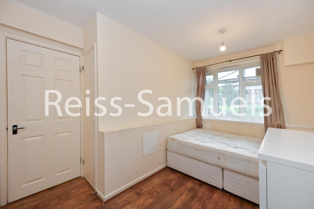 4 bedroom maisonette for rent