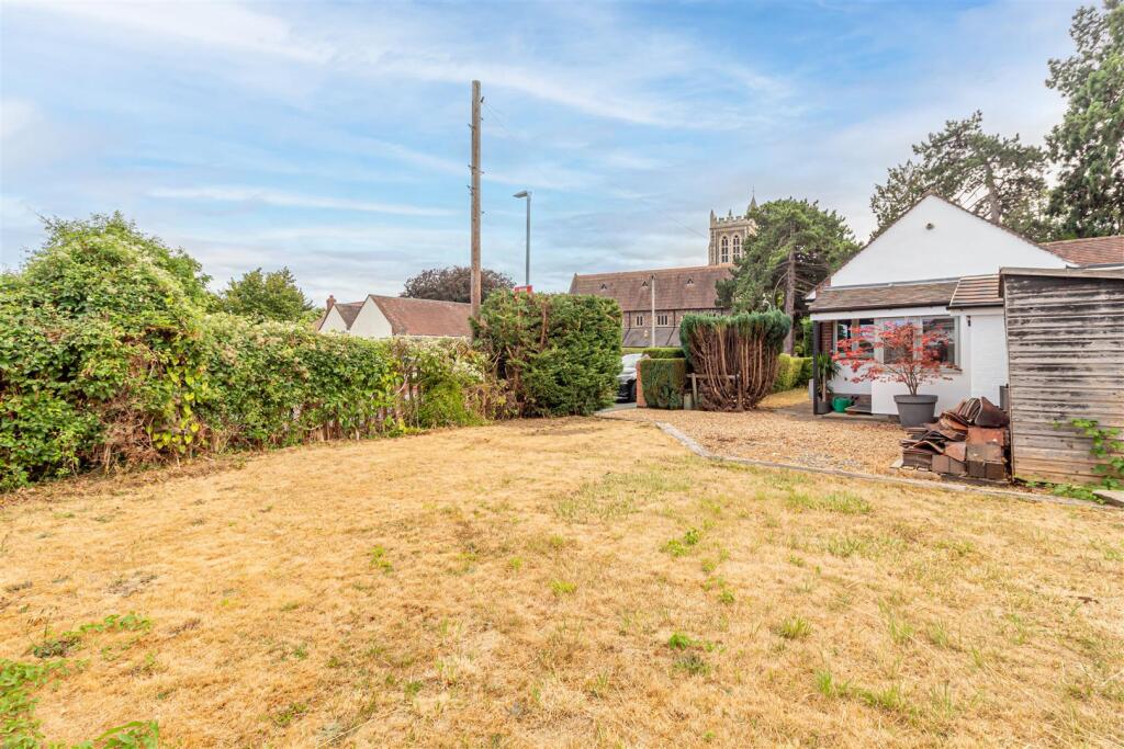 House in Worcester - View 4