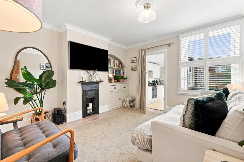 House in Ilford - View 3