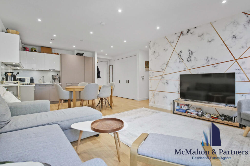 Main image of property: Elephant And Castle, London, SE1