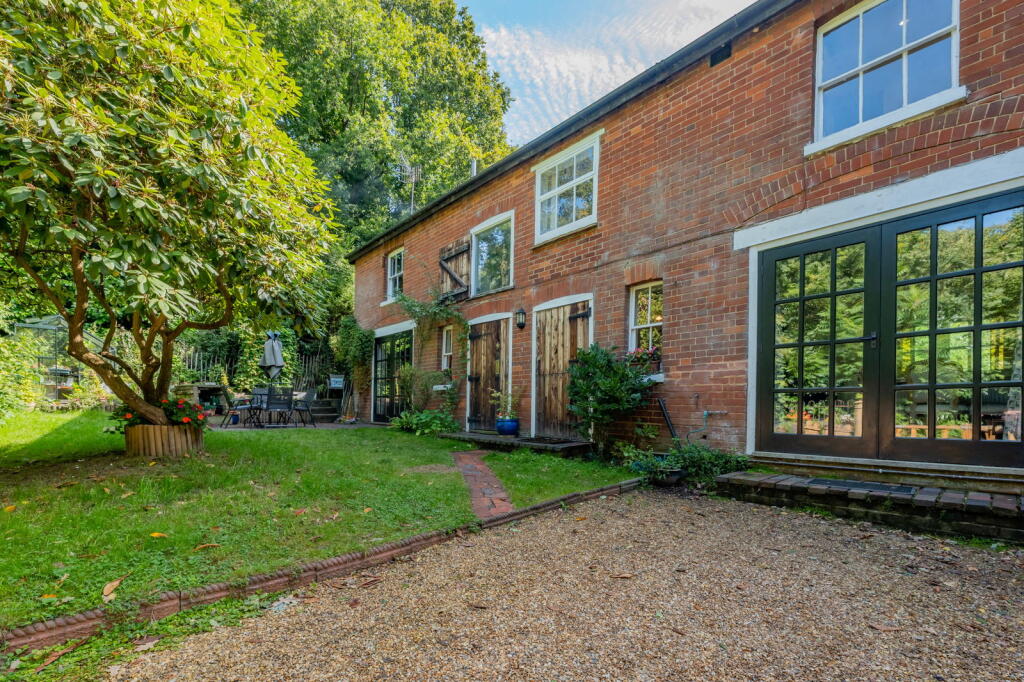 Main image of property: Modest Corner, Tunbridge Wells, TN4 0LS