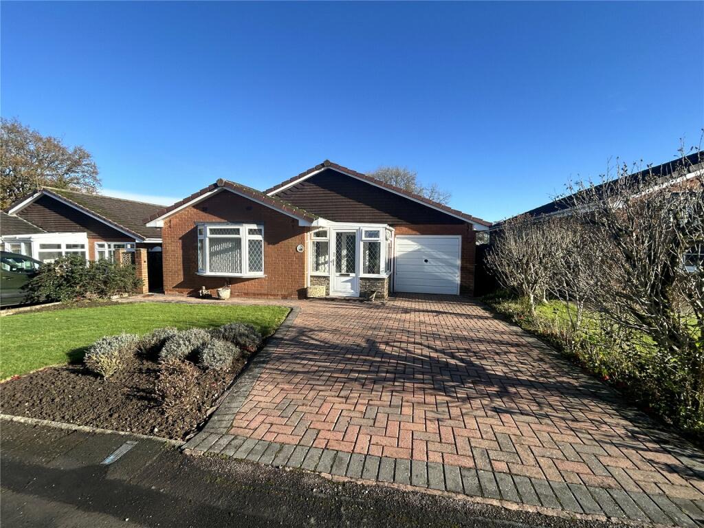 4-bed house on 9, Rippon Close, Tiverton, Devon, EX16, £415,000