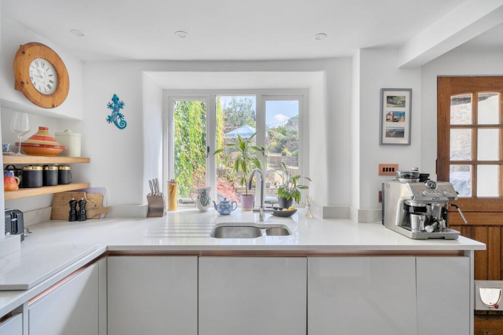 House in Bath - View 4