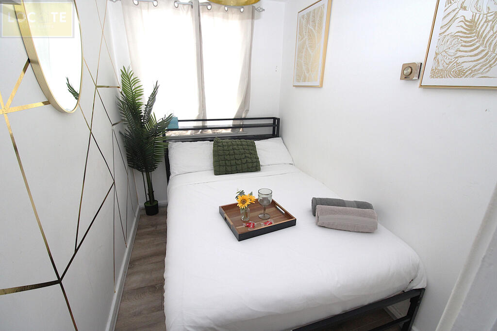 Apartment in Manchester - View 4