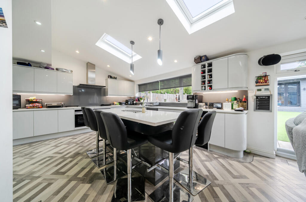 House in London - More