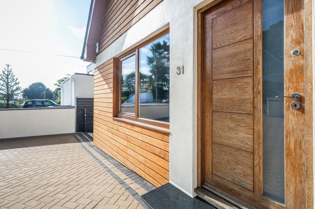 Main image of property: Elgin Road, Lilliput, Poole, BH14 8QU