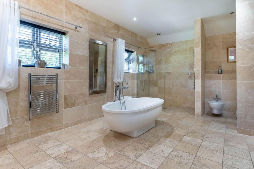 Additional image 16 of Plymouth Drive, Barnt Green, B45