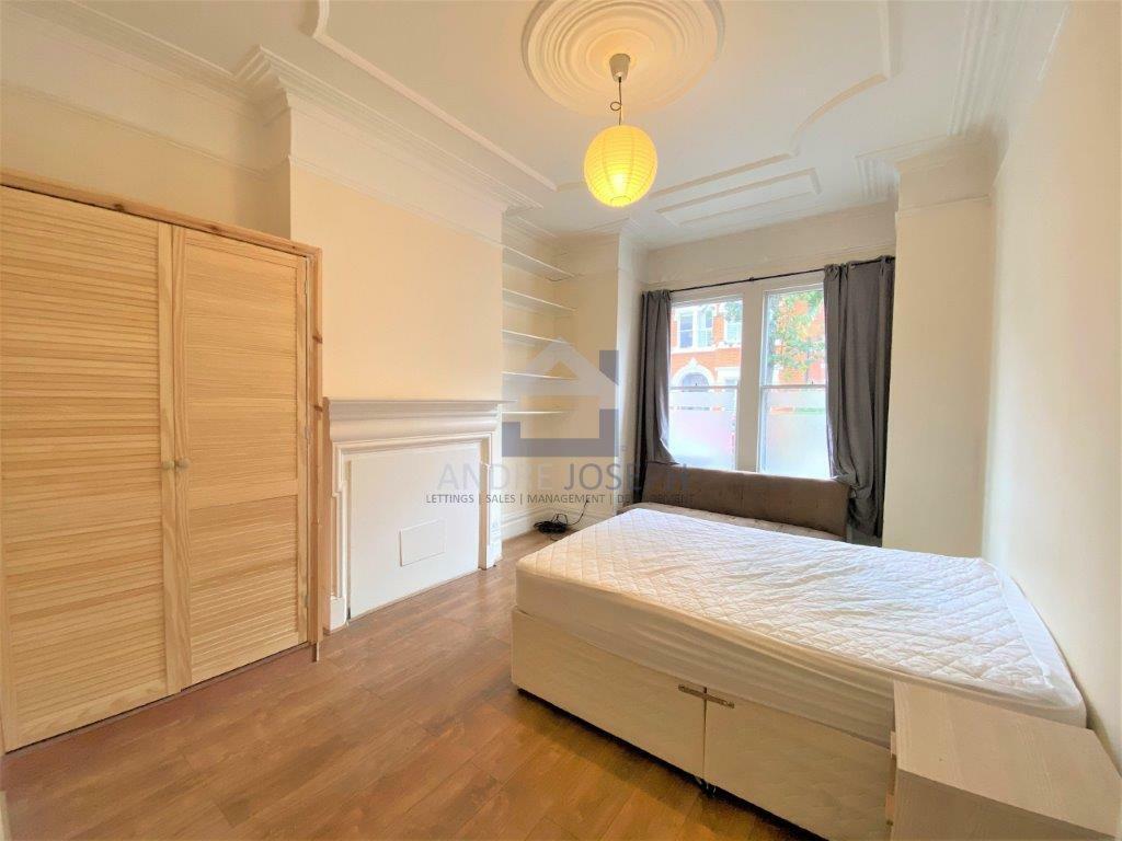 Main image of property: Englewood Road, Clapham South, London, SW12 9NZ