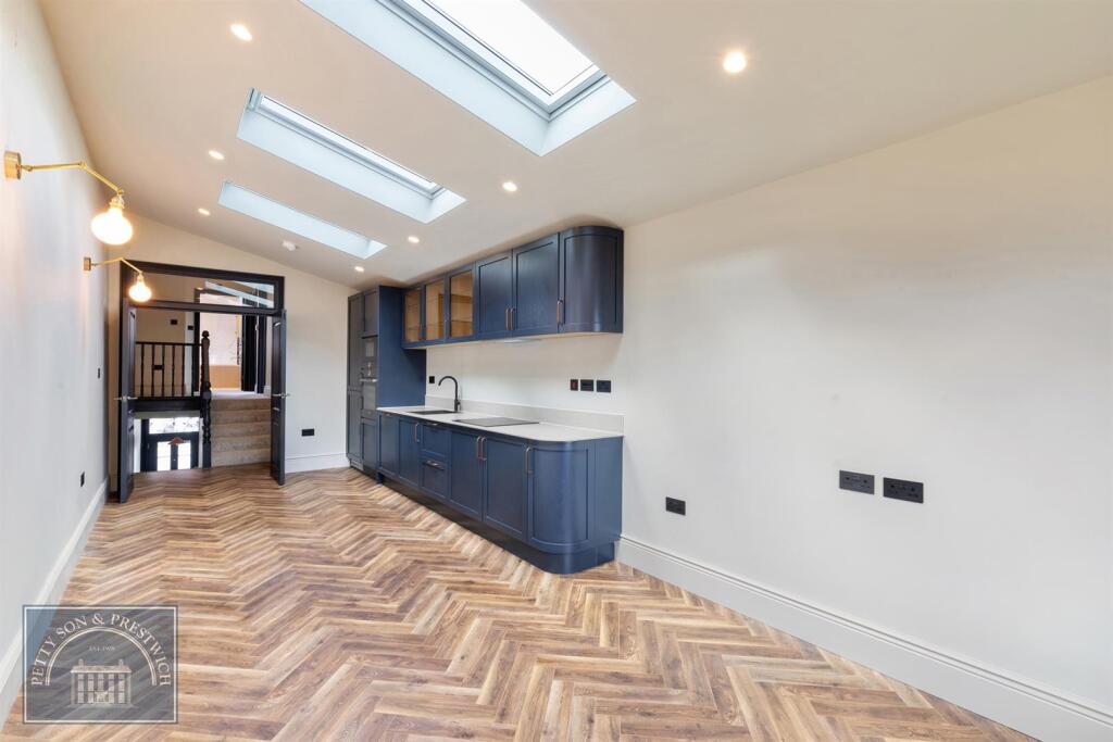 Apartment in London, Wanstead - View 5
