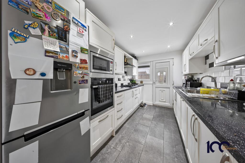 House in Basildon, Vange - View 5