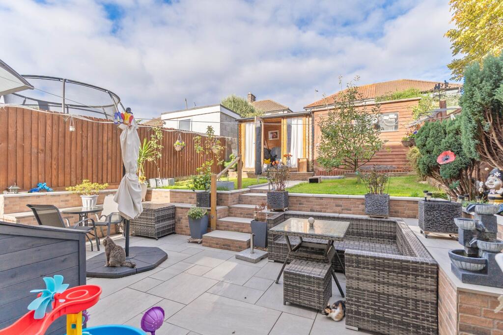 House in Newport, Graig Park, Malpas - View 4